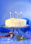 G&acirc;teau &agrave; six bougies pour une f&ecirc;te m&eacute;morable